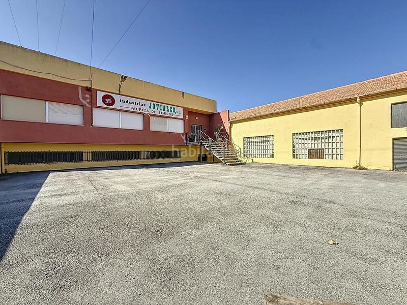 Foto cb38c2f1-317a-4af7-b311-e0efe3bb2fca. Fabrikhalle in Biar Foto cb38c2f1-317a-4af7-b311-e0efe3bb2fca. Fabrikhalle in Biar