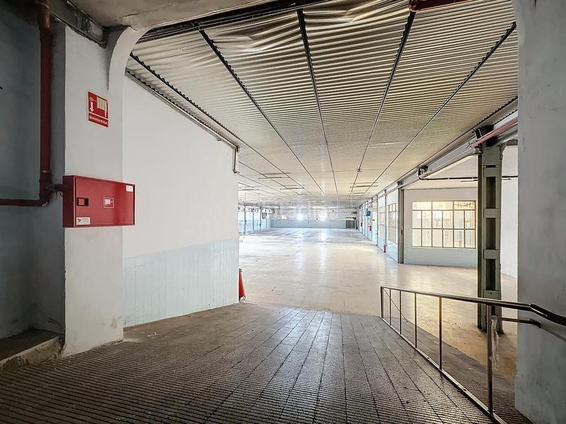 Foto dc0a62b4-baf9-4247-ba45-525c4335d0f1. Fabrikhalle in Biar Foto dc0a62b4-baf9-4247-ba45-525c4335d0f1. Fabrikhalle in Biar