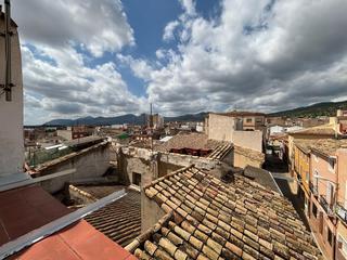 Haus in Castalla. Dos casas grandes venta lote oportunidad, una en 38.000 y otra e Haus in Castalla. Dos casas grandes venta lote oportunidad, una en 38.000 y otra e