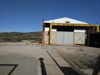 Nave industrial en Carretera castellon-san mateo, s/n. Parque de ferralla, con licencia Nave industrial en Carretera castellon-san mateo, s/n. Parque de ferralla, con licencia