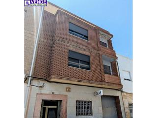 Edifici Gabriel miró. Edificio de tres plantas en venta en sax en zona centro Edifici Gabriel miró. Edificio de tres plantas en venta en sax en zona centro