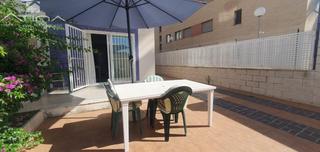 Rez-de-chaussée à Daimús. Vive el verano todo el año a tan solo 20 metros del mar, en play Rez-de-chaussée à Daimús. Vive el verano todo el año a tan solo 20 metros del mar, en play