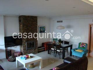 Dúplex en Calle conde de zavella, 39. Se vende bungalow Dúplex en Calle conde de zavella, 39. Se vende bungalow