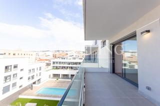 Pis a Havana. Piso de 4 habitaciones nuevo a estrenar con parking y piscina! Pis a Havana. Piso de 4 habitaciones nuevo a estrenar con parking y piscina!