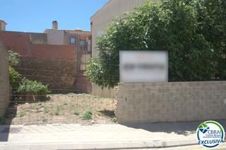 Wohngrundstück in Palau-saverdera. Parcela residencial ubicada en el centro del pueblo. Wohngrundstück in Palau-saverdera. Parcela residencial ubicada en el centro del pueblo.