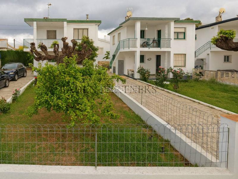 Foto e1161560-4d59-4bec-82b2-fa13ba1ec511. Chalet avec parking dans Les Salines Vinaròs Foto e1161560-4d59-4bec-82b2-fa13ba1ec511. Chalet avec parking dans Les Salines Vinaròs