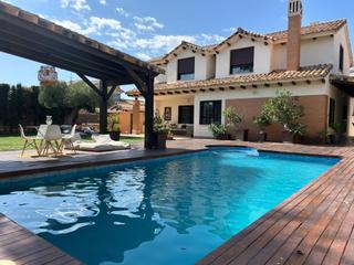 Rent Chalet in La Ñora. Fabuloso chalet en el porton de los jeronimos Rent Chalet in La Ñora. Fabuloso chalet en el porton de los jeronimos