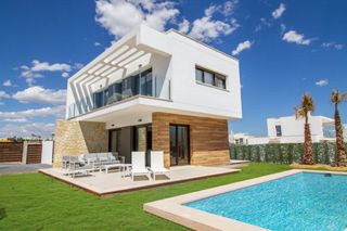Xalet Avenida españa. Villa independiente Xalet Avenida españa. Villa independiente