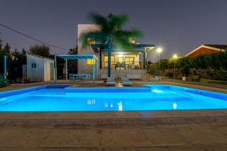 Chalet  Dieciocho- los conejos i 84. Chalet independiente en los conejos Chalet  Dieciocho- los conejos i 84. Chalet independiente en los conejos