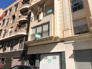 Casa aparellada en Calle jose m castaño martinez, 14. De 348 m2 en altabix Casa aparellada en Calle jose m castaño martinez, 14. De 348 m2 en altabix