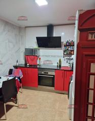 Appartement à Calle salvador segui 41. Dos viviendas en una piso de tres habitaciones y un baño con lof Appartement à Calle salvador segui 41. Dos viviendas en una piso de tres habitaciones y un baño con lof