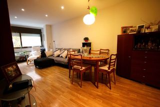 Pis en Llevant. Oportunidad, piso 3 hab, terraza y parking para entrar a vivir z Pis en Llevant. Oportunidad, piso 3 hab, terraza y parking para entrar a vivir z