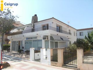 Lloguer Casa aparellada en Estartit. Casa pareada con 3 habitaciones Lloguer Casa aparellada en Estartit. Casa pareada con 3 habitaciones