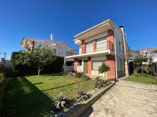 Chalet Pinemar. Chalet con dos viviendas indepen Chalet Pinemar. Chalet con dos viviendas indepen