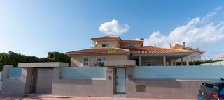 Chalet Calle río quípar 7. Chalet en venta de 375 m2 en parcela de 560 m2 con los dormitori Chalet Calle río quípar 7. Chalet en venta de 375 m2 en parcela de 560 m2 con los dormitori