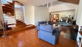 Xalet a La Ñora. Exclusivo chalet con balneario privado, pista de pádel y amplias Xalet a La Ñora. Exclusivo chalet con balneario privado, pista de pádel y amplias