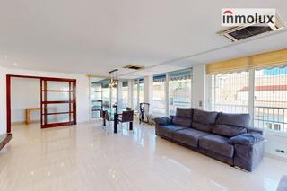 Àtic Calle isabela católica. Atico en el centro de alicante con plaza de garaje. Àtic Calle isabela católica. Atico en el centro de alicante con plaza de garaje.