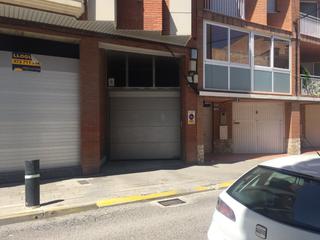 Lloguer Aparcament cotxe a Carrer palau 1. Estupenda plaza de garaje, situada en un edificio muy cerca del Lloguer Aparcament cotxe a Carrer palau 1. Estupenda plaza de garaje, situada en un edificio muy cerca del
