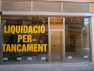 Lloguer Local Comercial a Jacint verdaguer 23. Precioso local comercial, totalmente equipado y listo para su ne Lloguer Local Comercial a Jacint verdaguer 23. Precioso local comercial, totalmente equipado y listo para su ne