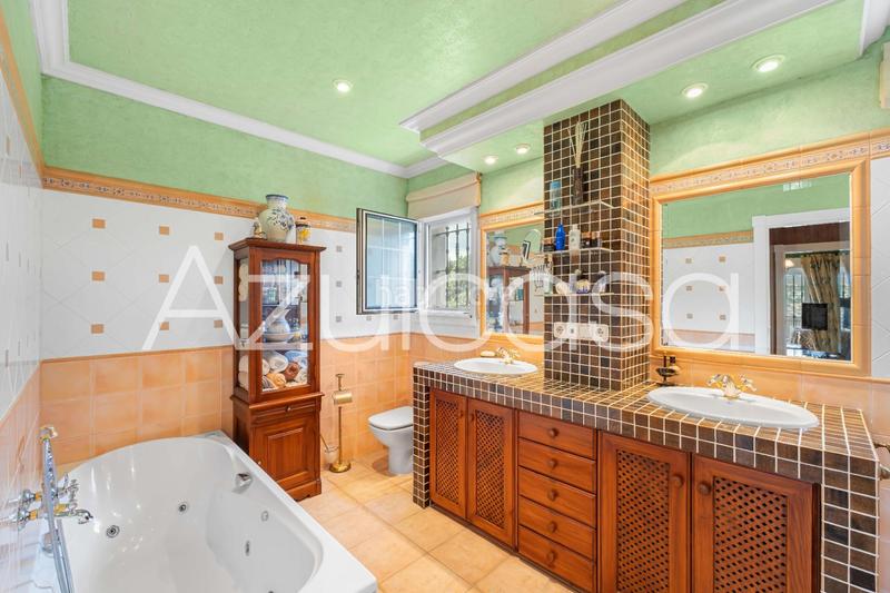 Foto 35109524-2175-4c62-b5d3-ec615c7408b3. Xalet amb calefacció aparcament piscina a Moralet Alicante Foto 35109524-2175-4c62-b5d3-ec615c7408b3. Xalet amb calefacció aparcament piscina a Moralet Alicante