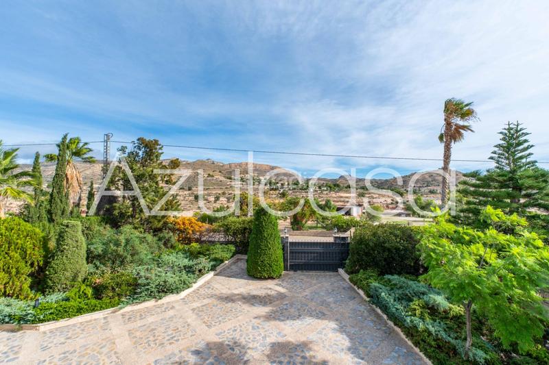 Foto 7c99f7ba-ce7e-43b4-95e6-d7dc93687251. Xalet amb calefacció aparcament piscina a Moralet Alicante Foto 7c99f7ba-ce7e-43b4-95e6-d7dc93687251. Xalet amb calefacció aparcament piscina a Moralet Alicante