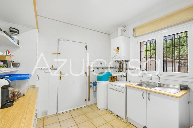 Foto 91d25648-8e71-408c-ac38-e4357fd5461b. Xalet amb calefacció aparcament piscina a Moralet Alicante Foto 91d25648-8e71-408c-ac38-e4357fd5461b. Xalet amb calefacció aparcament piscina a Moralet Alicante