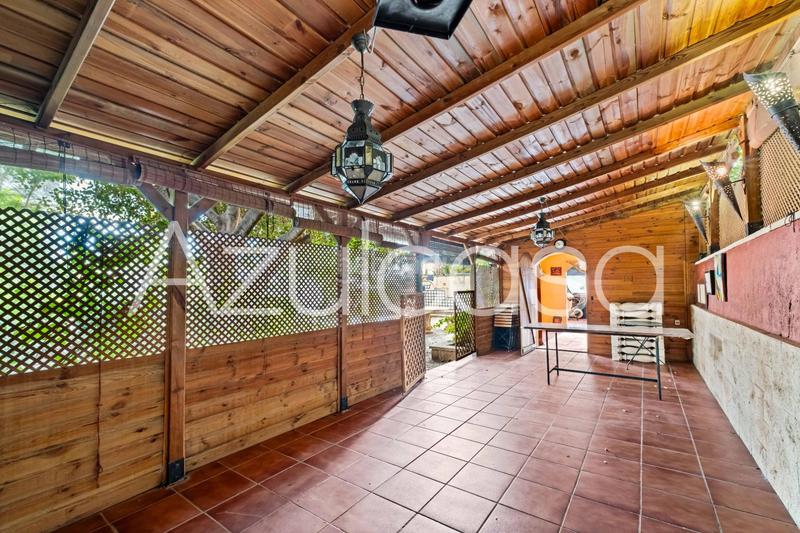 Foto 976bdb33-c249-4c87-b9c5-0bcd54cedcf4. Xalet amb calefacció aparcament piscina a Moralet Alicante Foto 976bdb33-c249-4c87-b9c5-0bcd54cedcf4. Xalet amb calefacció aparcament piscina a Moralet Alicante