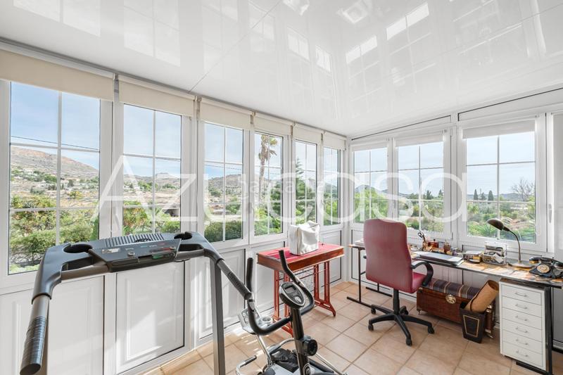 Foto 97c34042-272c-42dc-855c-ec0571ccc3b1. Xalet amb calefacció aparcament piscina a Moralet Alicante Foto 97c34042-272c-42dc-855c-ec0571ccc3b1. Xalet amb calefacció aparcament piscina a Moralet Alicante