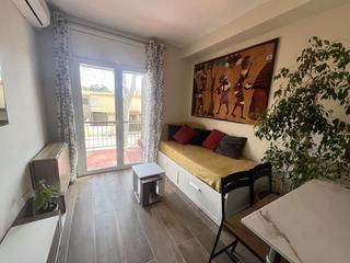 Lloguer Apartament a Centre-Platja. Apartamento en alquiler en 3 línea de mar, 1 dormitorio. Lloguer Apartament a Centre-Platja. Apartamento en alquiler en 3 línea de mar, 1 dormitorio.