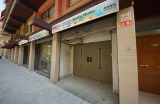 Local industrial en Carrer benavent, 10. Al lado del camp nou Local industrial en Carrer benavent, 10. Al lado del camp nou