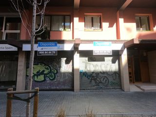 Local industrial en Carrer benavent, 10. Al lado del camp nou Local industrial en Carrer benavent, 10. Al lado del camp nou