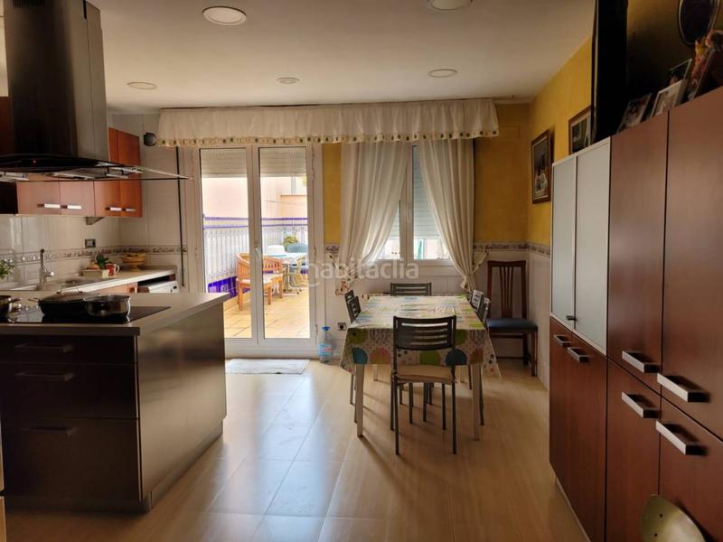 Foto d85ac6fa-21db-46fc-ade0-7bebee8fc30b. Casa  con local en venta en la Creu Alta en Creu Alta Sabadell Foto d85ac6fa-21db-46fc-ade0-7bebee8fc30b. Casa  con local en venta en la Creu Alta en Creu Alta Sabadell