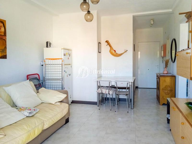 Foto dac8d94f-5e2e-4a08-84fd-89d513fe4ee8. Apartament amb calefacció a Passeig Marítim Miami Platja Foto dac8d94f-5e2e-4a08-84fd-89d513fe4ee8. Apartament amb calefacció a Passeig Marítim Miami Platja