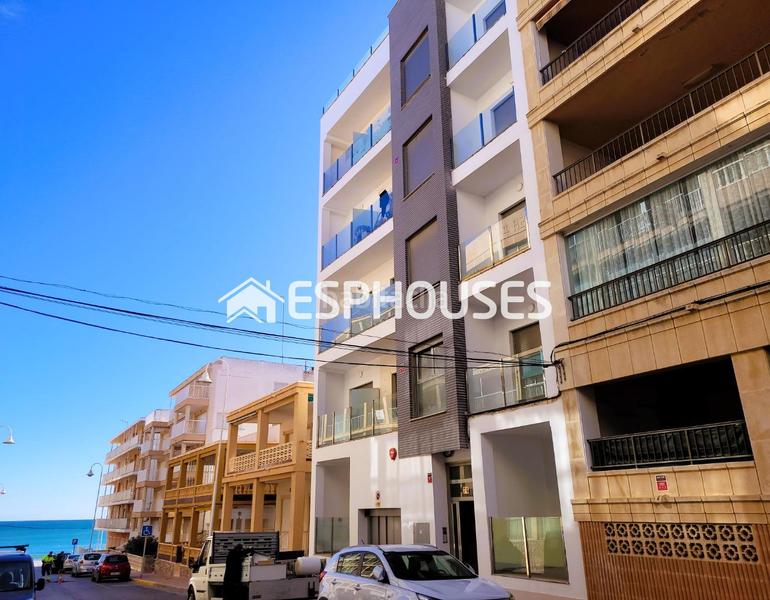 Foto 9bc6f3f4-f4f8-48b1-a559-814eea51da80. Apartament amb aparcament a Pueblo Guardamar del Segura Foto 9bc6f3f4-f4f8-48b1-a559-814eea51da80. Apartament amb aparcament a Pueblo Guardamar del Segura