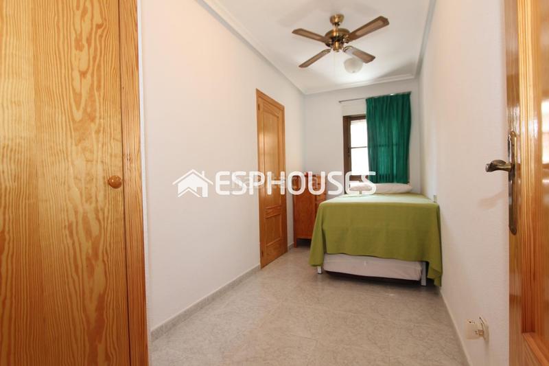 Foto 0cab9b04-b73b-4f58-a63b-27f4779f71d5. Apartament amb aparcament piscina a Guardamar Playa Guardamar del Segura Foto 0cab9b04-b73b-4f58-a63b-27f4779f71d5. Apartament amb aparcament piscina a Guardamar Playa Guardamar del Segura