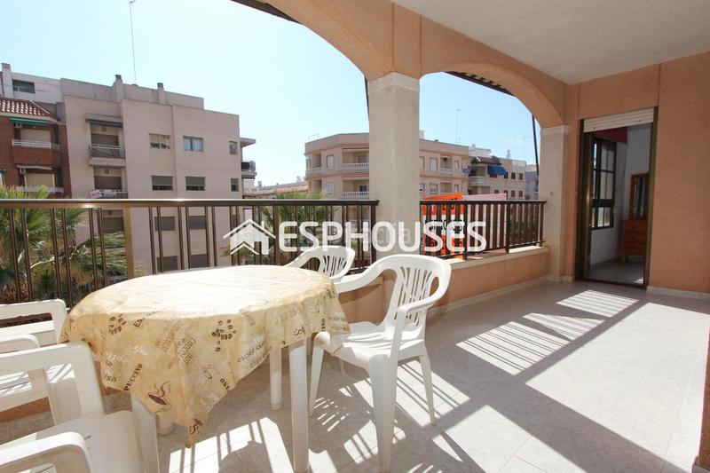 Foto 57b972b7-5347-49a8-8779-b81298f2272f. Apartament amb aparcament piscina a Guardamar Playa Guardamar del Segura Foto 57b972b7-5347-49a8-8779-b81298f2272f. Apartament amb aparcament piscina a Guardamar Playa Guardamar del Segura