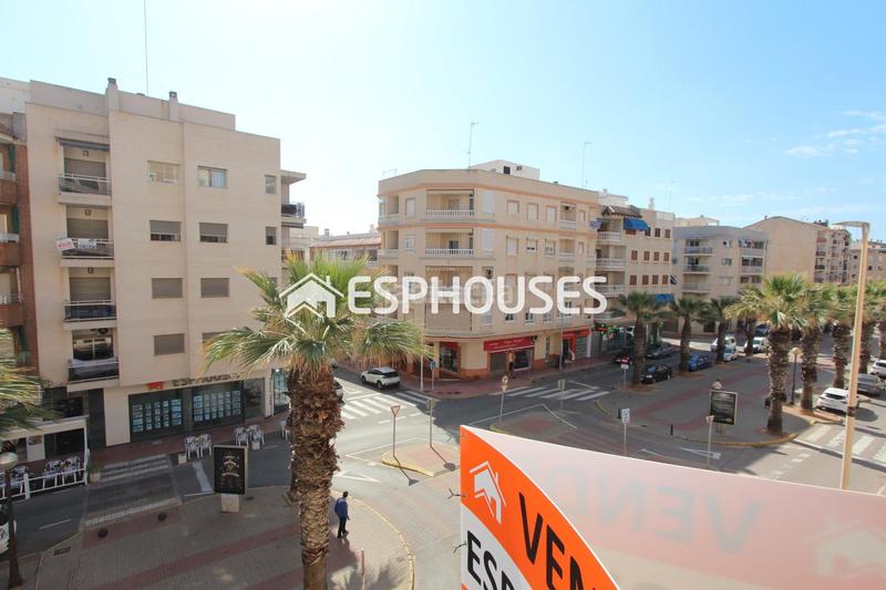 Foto ecc07e37-7d7a-4755-afde-13e2c28722f3. Apartament amb aparcament piscina a Guardamar Playa Guardamar del Segura Foto ecc07e37-7d7a-4755-afde-13e2c28722f3. Apartament amb aparcament piscina a Guardamar Playa Guardamar del Segura
