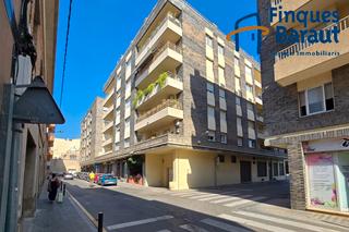 Parking coche en Centre. Plaza de aparcamiento en venta en el centro de figueres – calle Parking coche en Centre. Plaza de aparcamiento en venta en el centro de figueres – calle