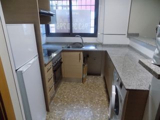 Location Appartement Avenida enric valor. Finca semi nueva con garaje Location Appartement Avenida enric valor. Finca semi nueva con garaje