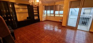 Edifici en Favara. Infoárea vende una finca de dos alturas y terraza!! Edifici en Favara. Infoárea vende una finca de dos alturas y terraza!!