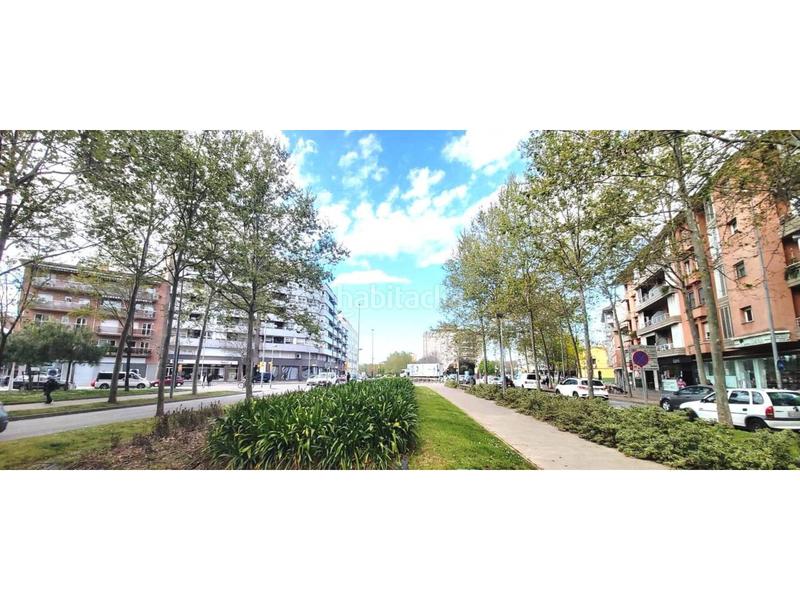 Foto b0cc4a3f-f800-4980-85e2-f7c398d89dd4. Car parking in mare de déu del remei 36 in Sant Narcis Girona Foto b0cc4a3f-f800-4980-85e2-f7c398d89dd4. Car parking in mare de déu del remei 36 in Sant Narcis Girona