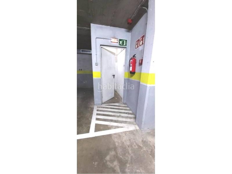 Foto bd77d6fb-ff01-41f2-a2ba-744fdc6db4bc. Car parking in mare de déu del remei 36 in Sant Narcis Girona Foto bd77d6fb-ff01-41f2-a2ba-744fdc6db4bc. Car parking in mare de déu del remei 36 in Sant Narcis Girona