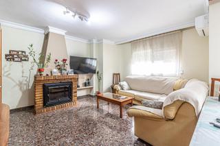 Casa adossada a Alginet. Tu nuevo hogar en alginet te está esperando Casa adossada a Alginet. Tu nuevo hogar en alginet te está esperando