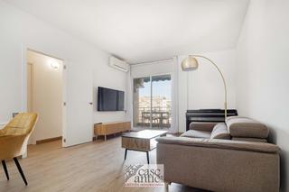 Lloguer Pis a Sagrada Família. Amplio y luminoso piso en la sagrada familia Lloguer Pis a Sagrada Família. Amplio y luminoso piso en la sagrada familia