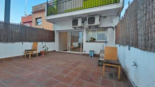 Appartement à Carrer d'antonio vico 37. Vivienda con terraza de 35 m² y opción de local comercial en la Appartement à Carrer d'antonio vico 37. Vivienda con terraza de 35 m² y opción de local comercial en la