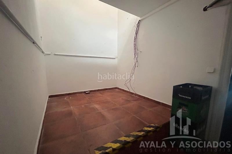 Foto a0c2a966-a16b-4751-8d03-6dab6006a98b. Local comercial  en venta, avda. reina victoria eugenia en Cartagena Foto a0c2a966-a16b-4751-8d03-6dab6006a98b. Local comercial  en venta, avda. reina victoria eugenia en Cartagena