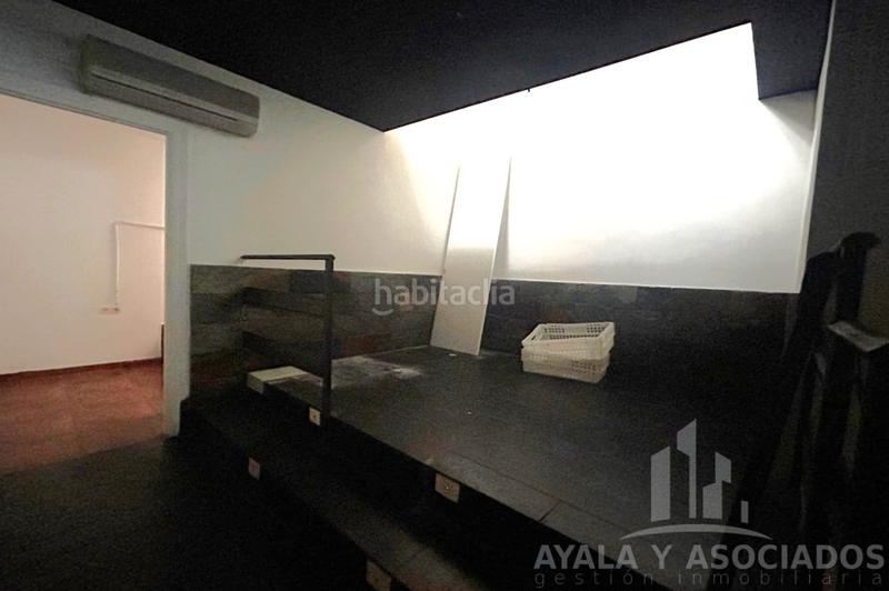 Foto e0eca8a8-560b-4821-acbf-204acf575cb8. Local comercial  en venta, avda. reina victoria eugenia en Cartagena Foto e0eca8a8-560b-4821-acbf-204acf575cb8. Local comercial  en venta, avda. reina victoria eugenia en Cartagena