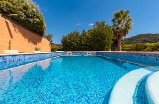 Chalet in Sant Cebrià de Vallalta. Torre grande con piscina privada Chalet in Sant Cebrià de Vallalta. Torre grande con piscina privada