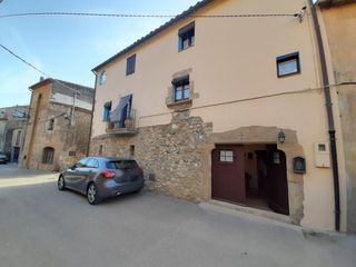 House in Carrer maria, 7. Casa rustica tallada d´empordà House in Carrer maria, 7. Casa rustica tallada d´empordà