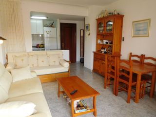 Apartament Carrer pompeu fabra. Al lado de la playa Apartament Carrer pompeu fabra. Al lado de la playa